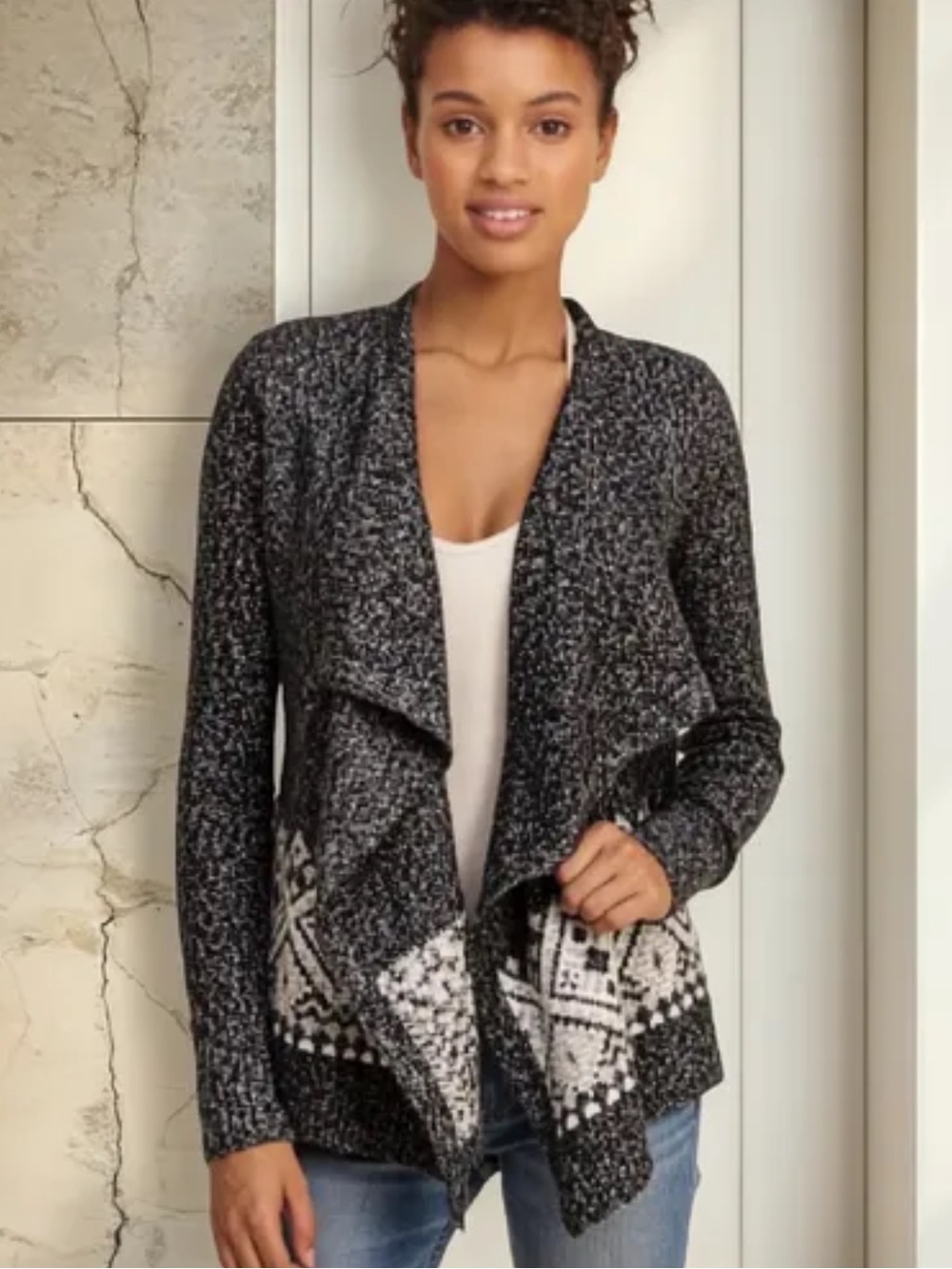 Hollister Charcoal and Cream Patterned Cardigan Size S